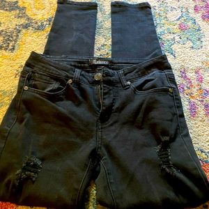 April jeans size 7 black ripped like new